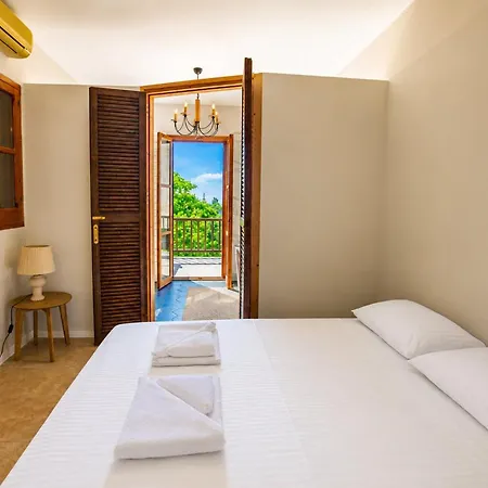 Casablanca By Holidaykeys Villa Kyrenia (Northern Cyprus)